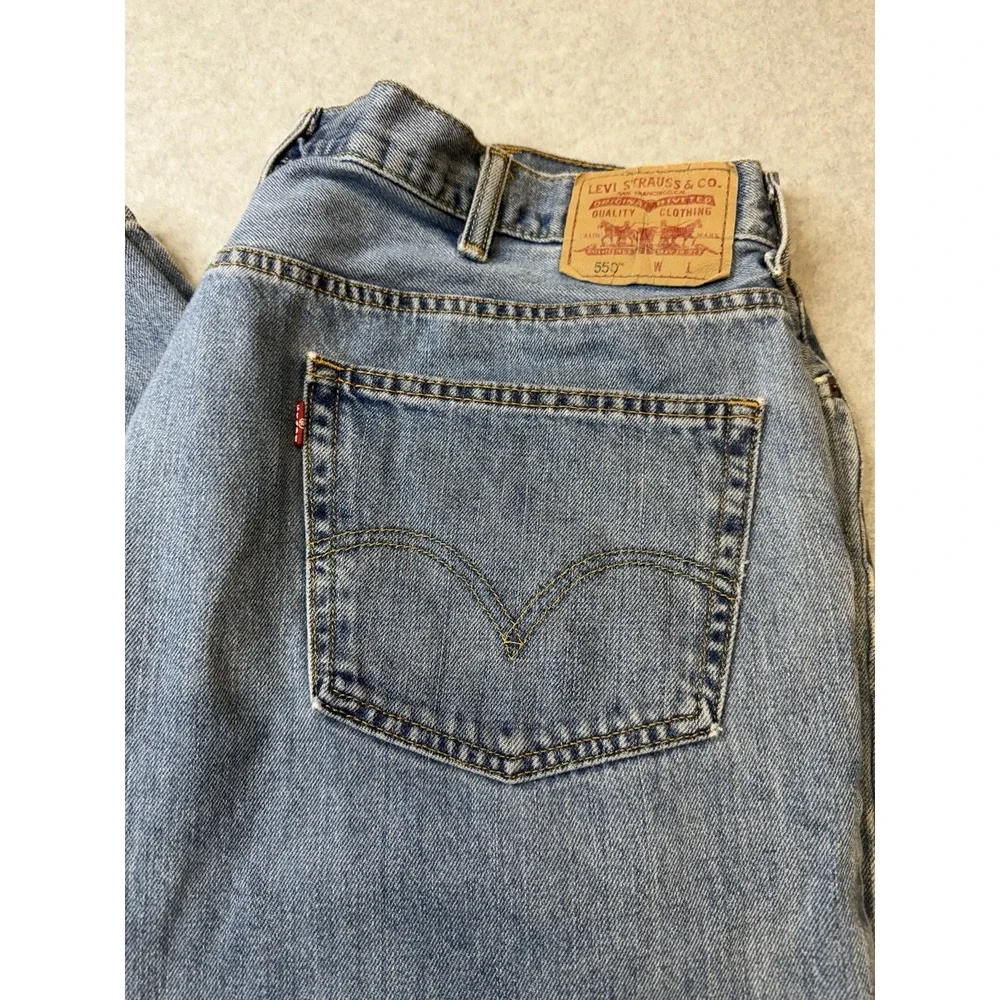 Levis levi 550